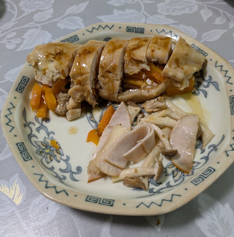鶏むねの野菜巻き？